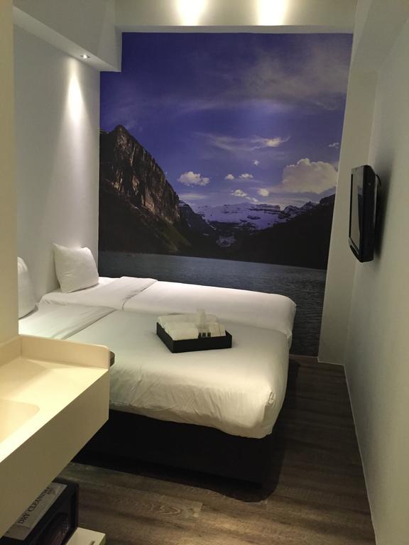 Moon 23 Hotel Singapore Bagian luar foto